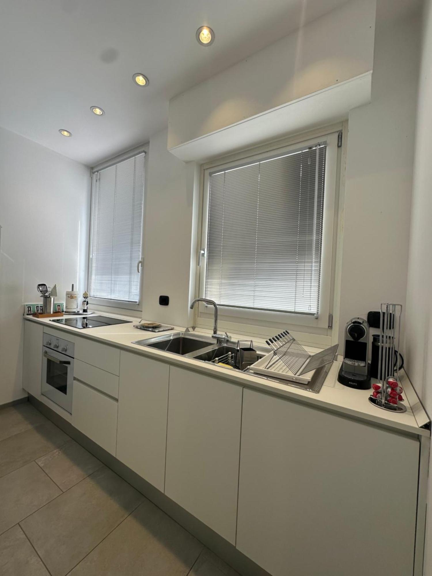 Modern Flat With A Stunning View In Cuneo Center Luaran gambar
