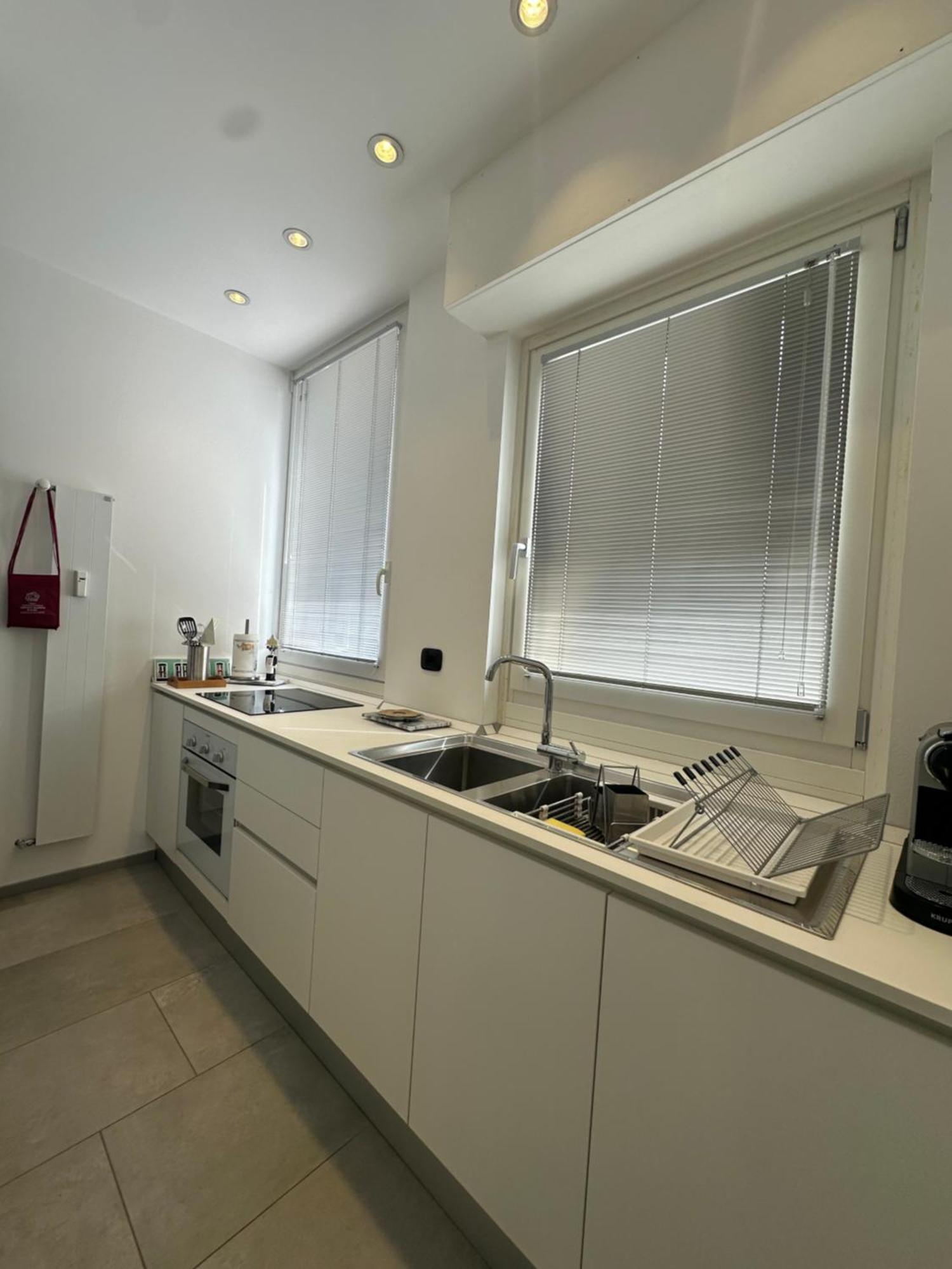 Modern Flat With A Stunning View In Cuneo Center Luaran gambar